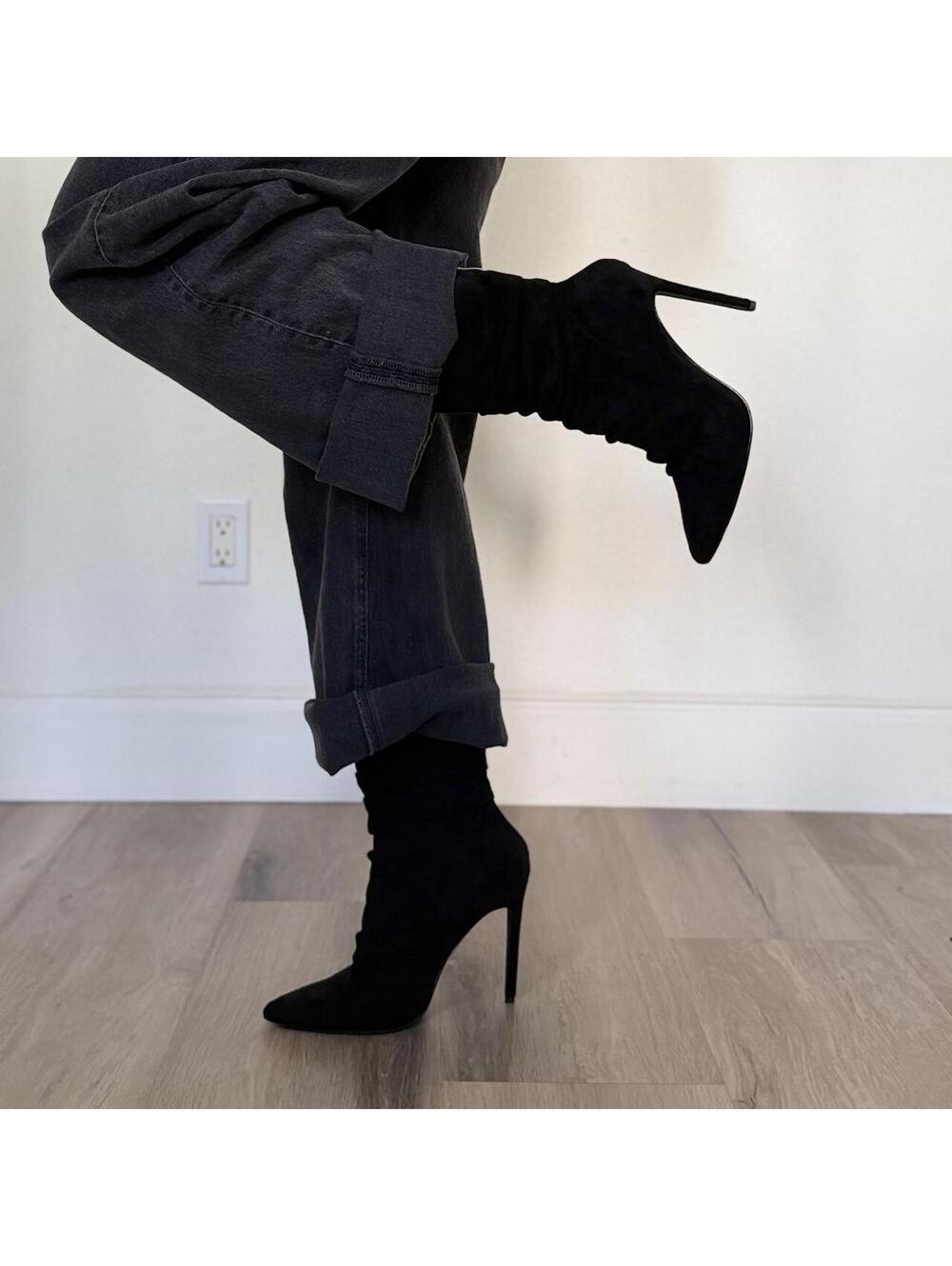 Fashion Nova Women's Black and Grey Boot
